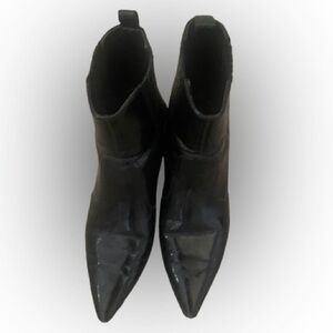 Women's Black Pointed Toe Ankle Boots - Sleek Leather Look